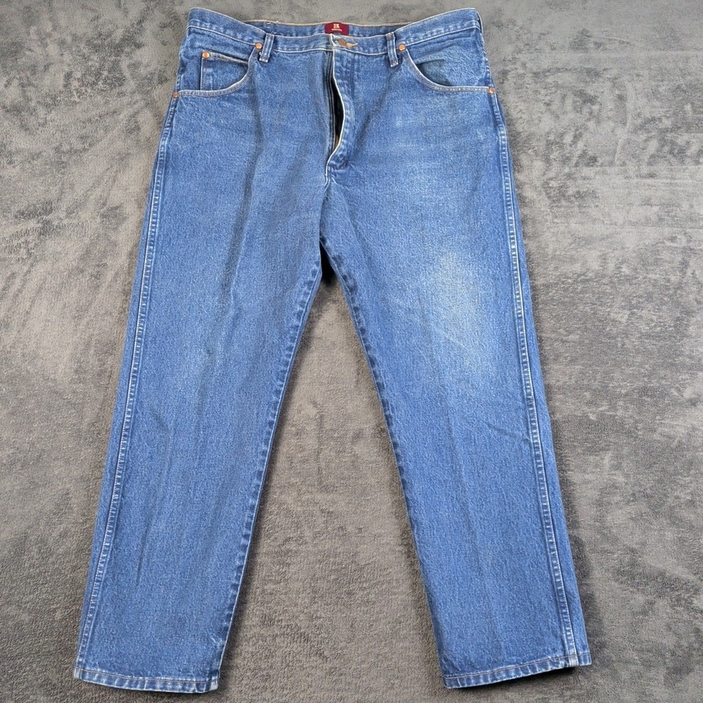 Wrangler MWZ Jeans Mens 38x30 Relaxed Fit Five Pocket Denim Classic Casual Pants